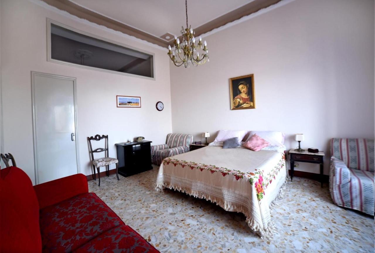 Casa Vacanze Borgata Del Sorbo Acireale Exterior foto